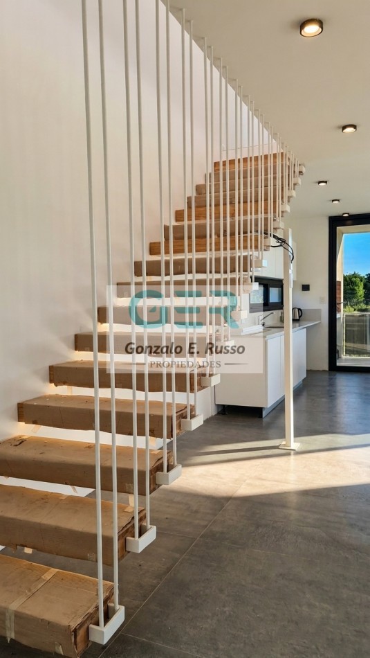 Casa 4 Ambientes En Venta En Lares De Canning