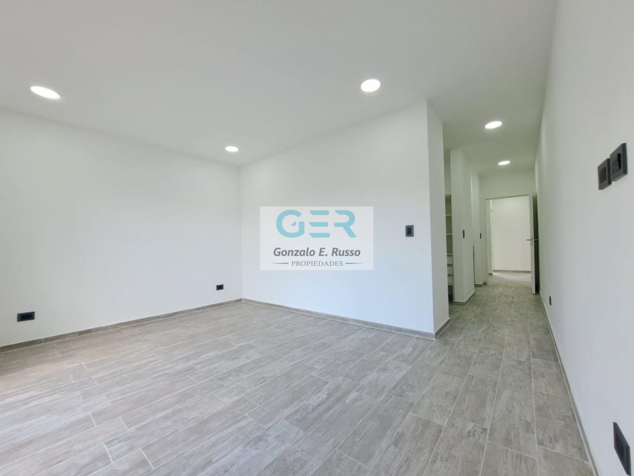 Venta Casa 4 Ambientes A Estrenar En San Lucas, Canning