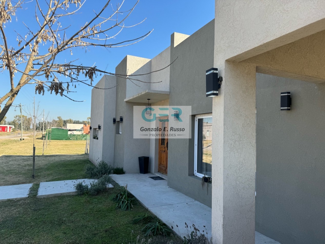 Casa 3 ambientes en venta con renta en Fincas de San Vicente Sporting