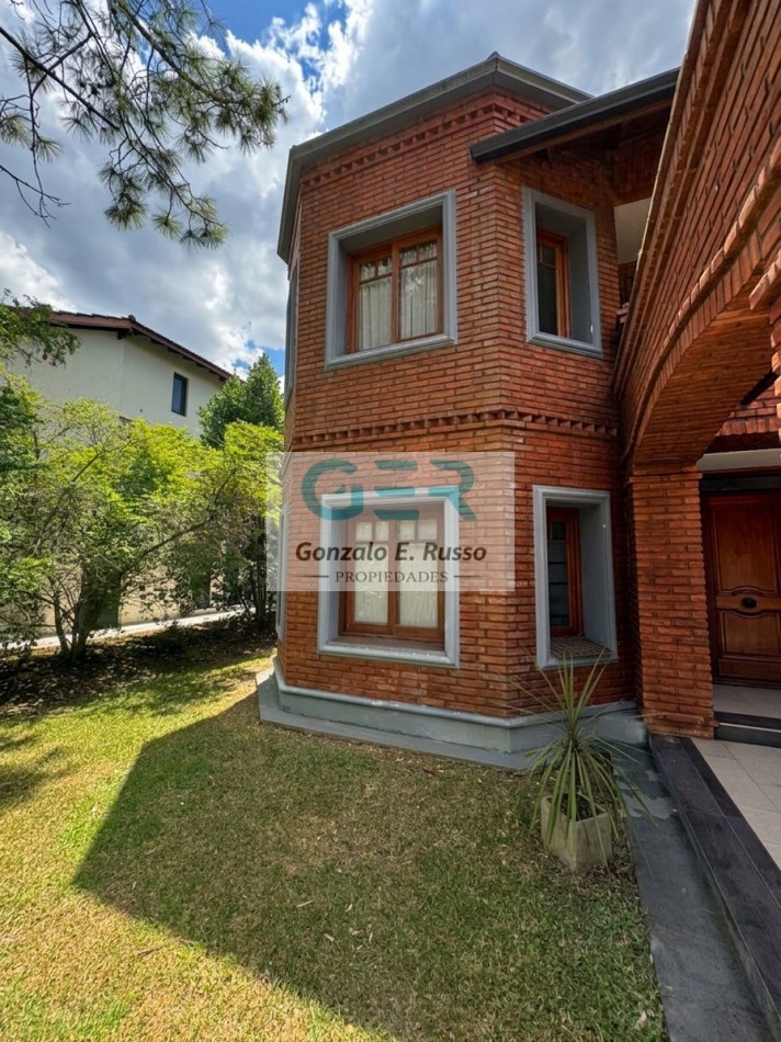 Casa 7 Ambientes En Venta En Saint Thomas Sur - Canning