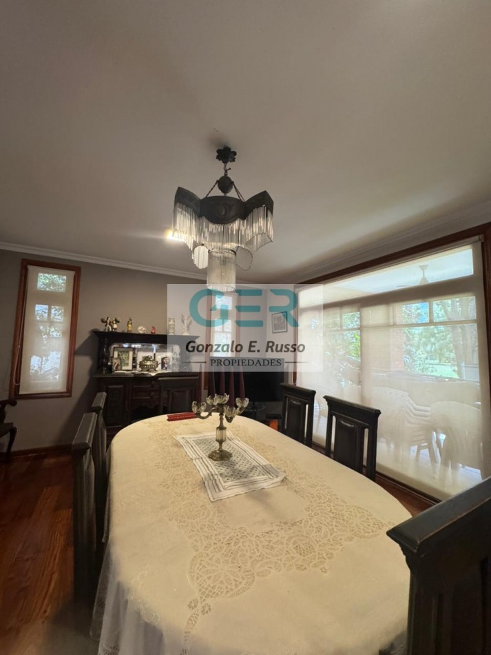 Casa 7 Ambientes En Venta En Saint Thomas Sur - Canning