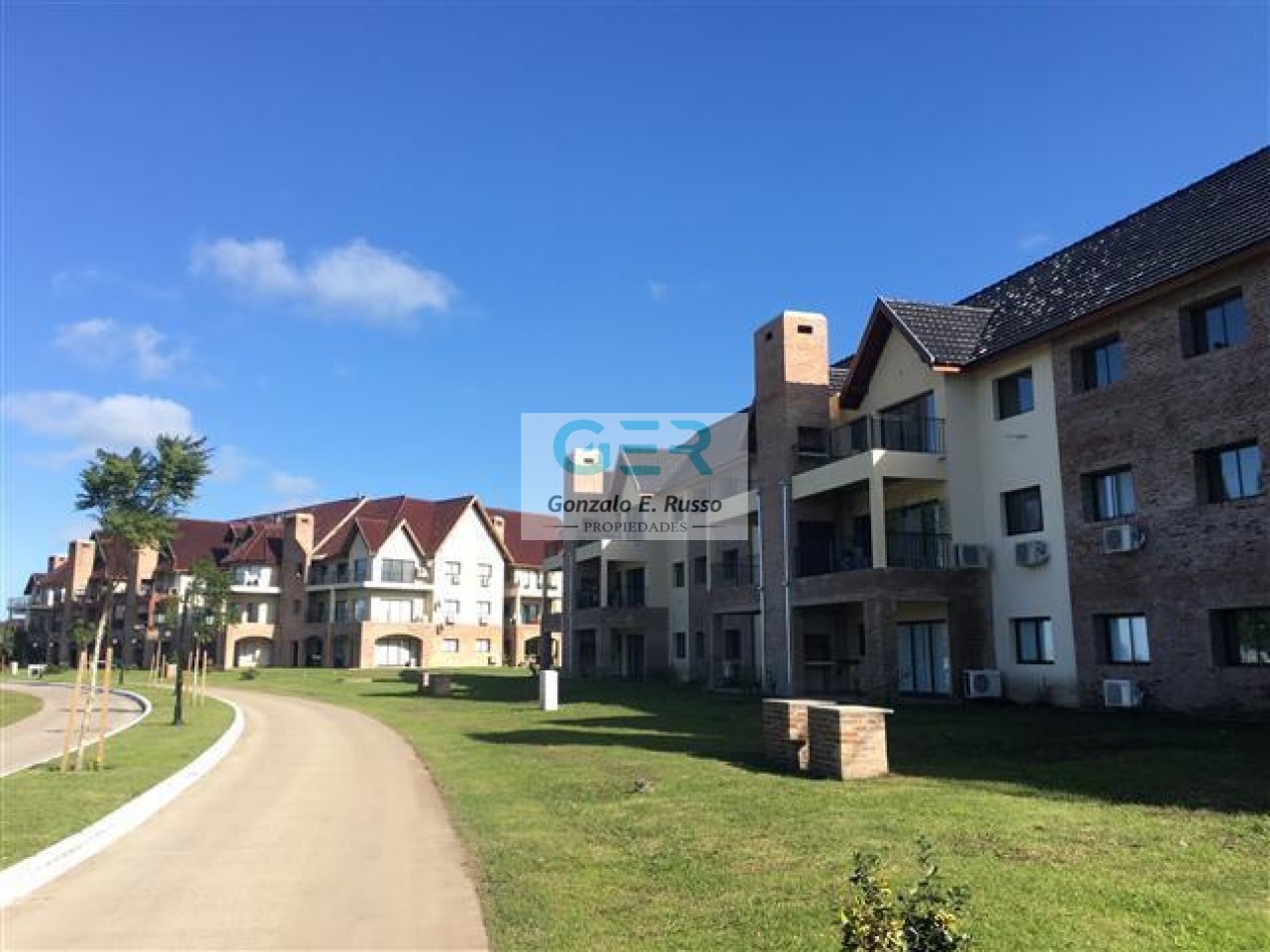 Venta Lote A La Laguna En Barrio Privado El Principado