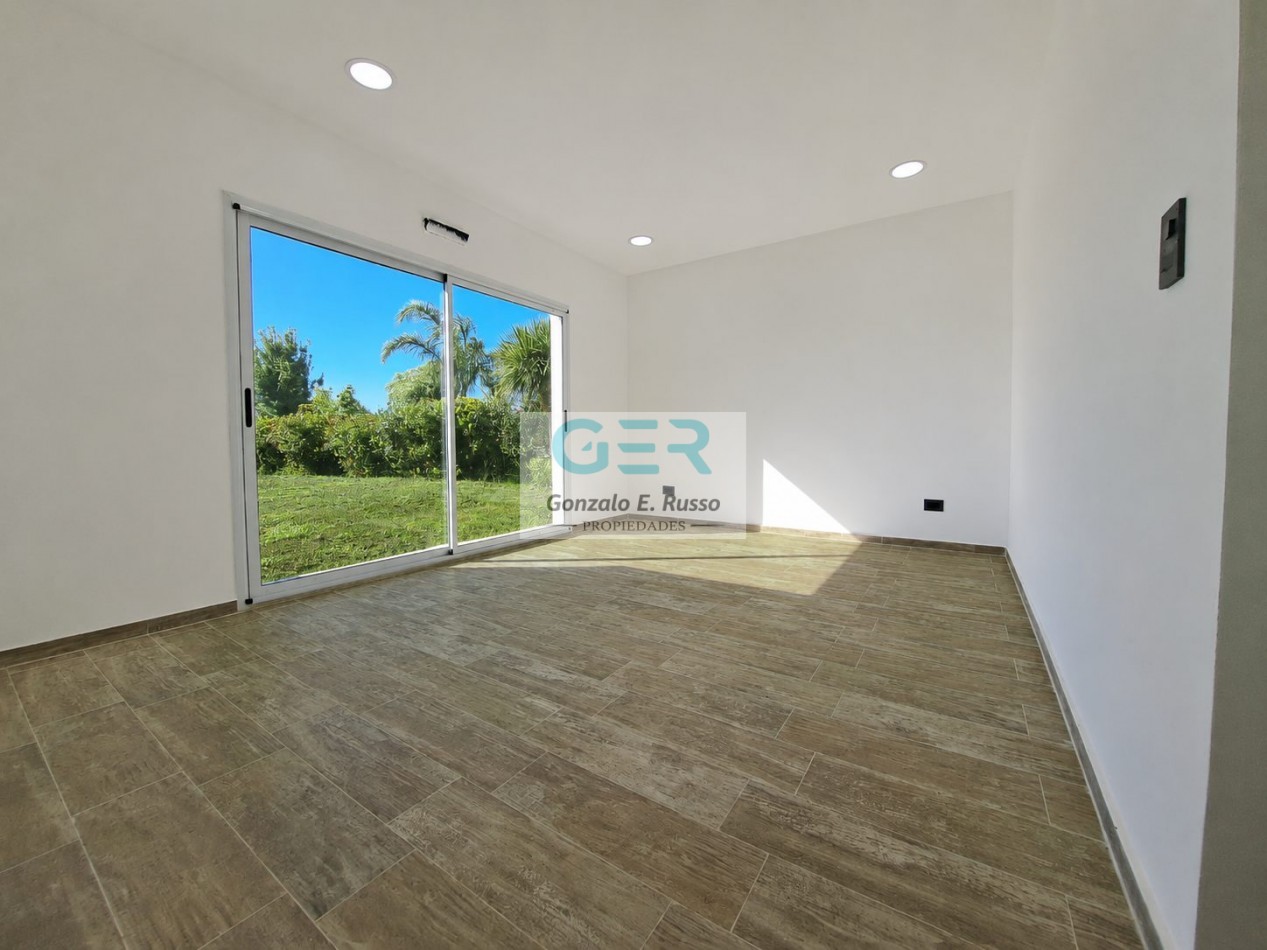 Venta Casa 4 Ambientes A Estrenar En San Lucas, Canning