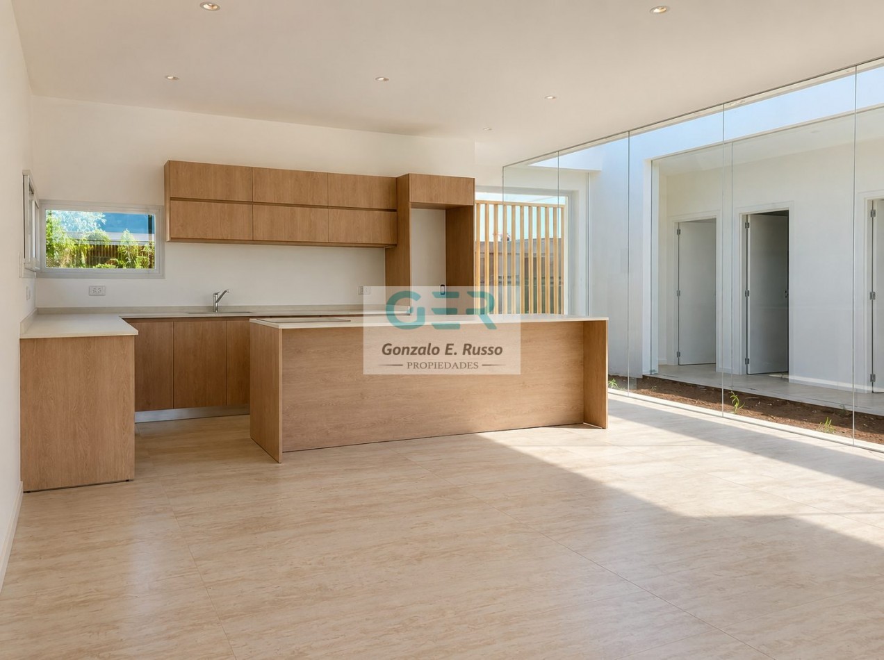 Casa En Venta 4 ambientes En Lares De Canning