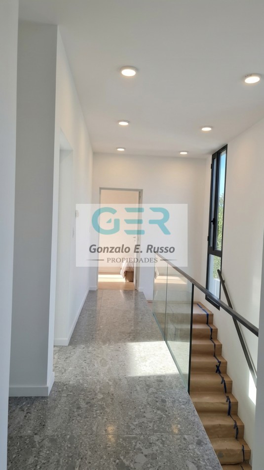 Casa 4 Ambientes En Venta En Lares De Canning