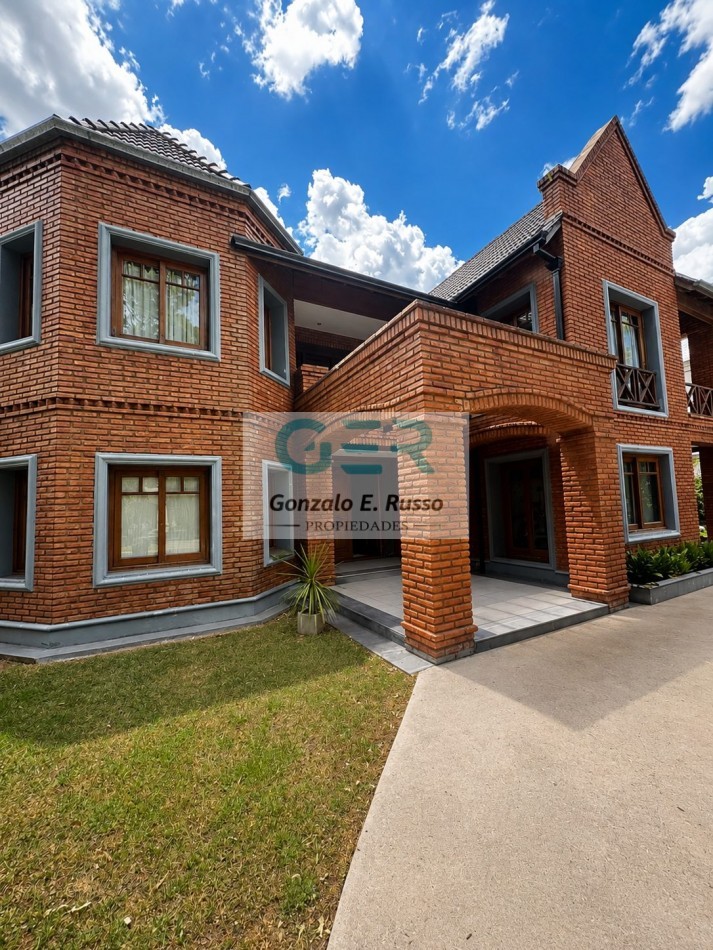 Casa 7 Ambientes En Venta En Saint Thomas Sur - Canning