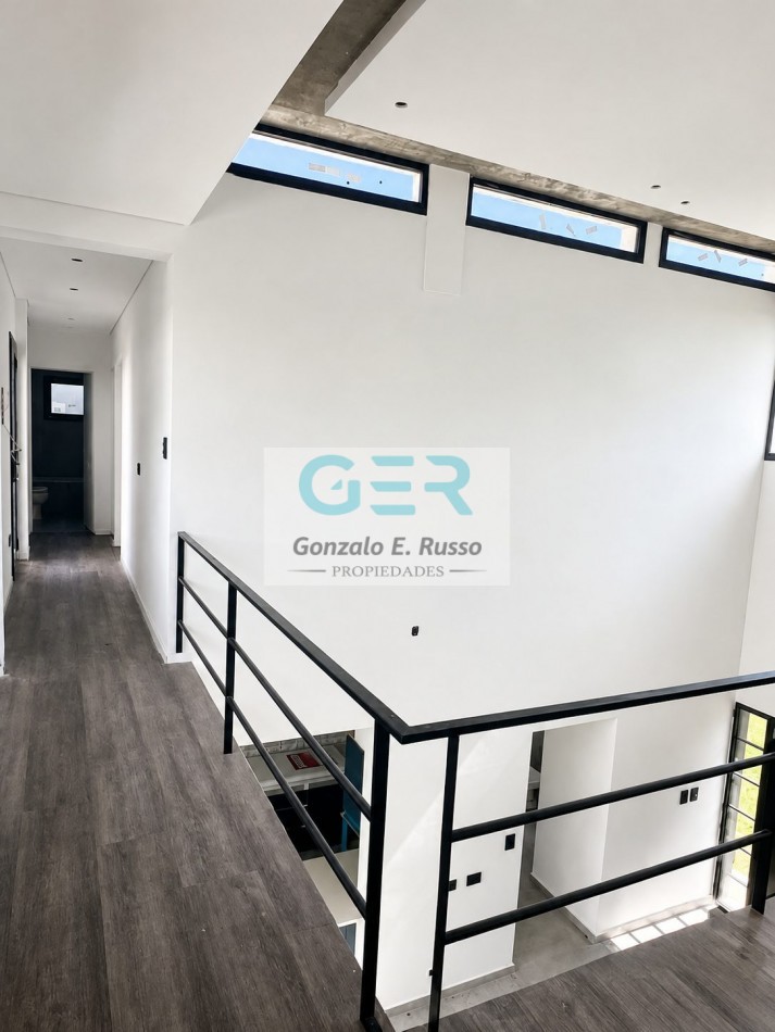 Venta Casa 5 Ambientes En El Principado - Canning