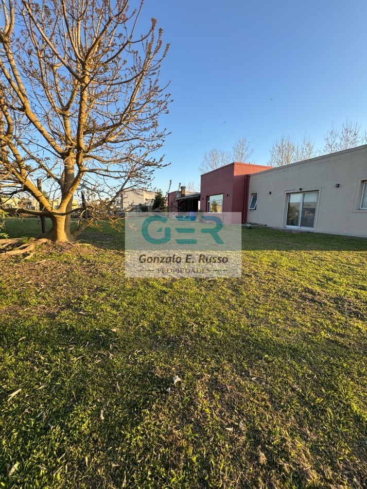 Casa 5 ambientes a la venta en Fincas de San Vicente Sporting