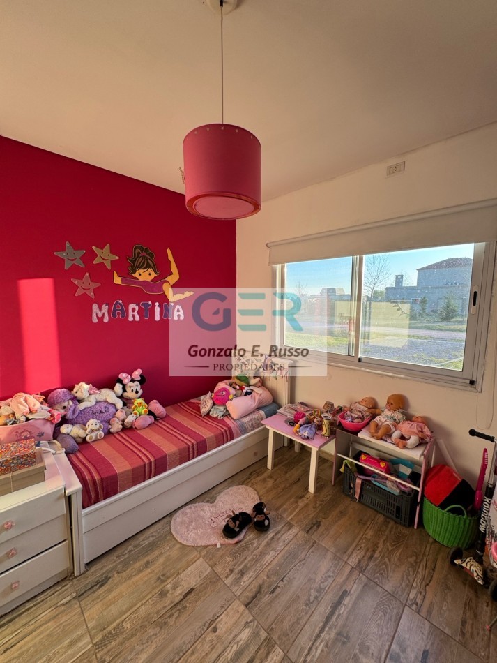 Casa 5 ambientes a la venta en Fincas de San Vicente Sporting