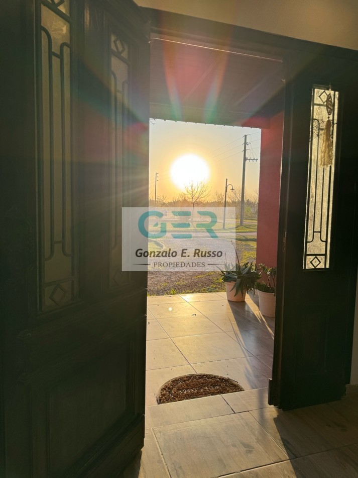 Casa 5 ambientes a la venta en Fincas de San Vicente Sporting
