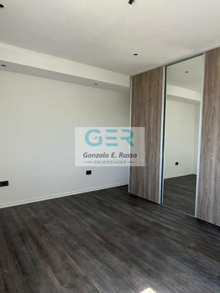Venta Casa 5 Ambientes En El Principado - Canning