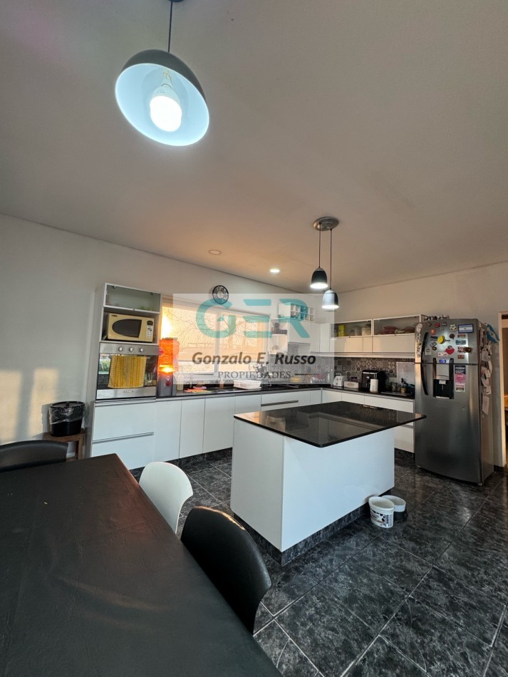 Casa 5 ambientes a la venta en Fincas de San Vicente Sporting