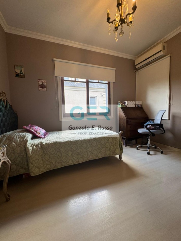 Casa 7 Ambientes En Venta En Saint Thomas Sur - Canning
