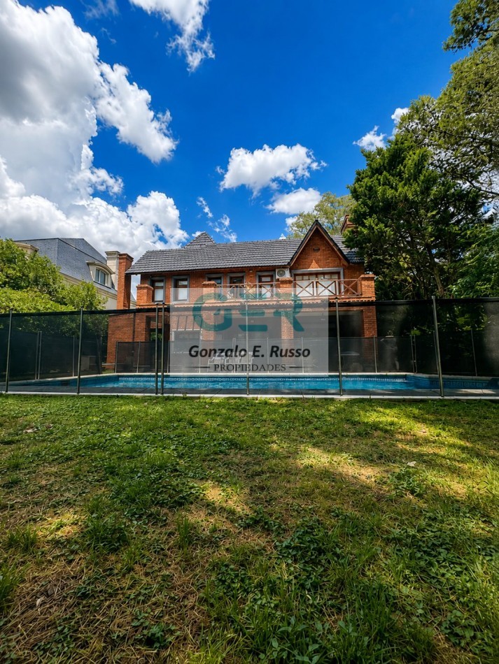Casa 7 Ambientes En Venta En Saint Thomas Sur - Canning