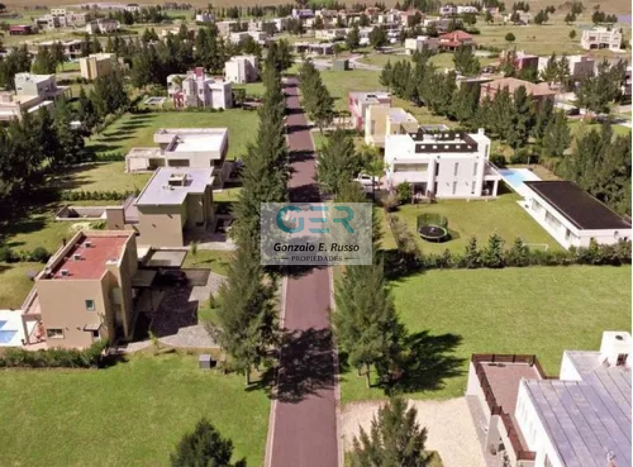 Venta Lote A La Laguna En Barrio Privado El Principado