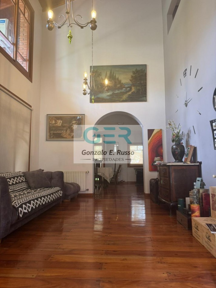 Casa 7 Ambientes En Venta En Saint Thomas Sur - Canning